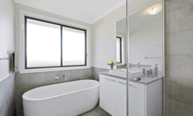 Bathroom-Stoneleigh Home Design-Complete Homes 