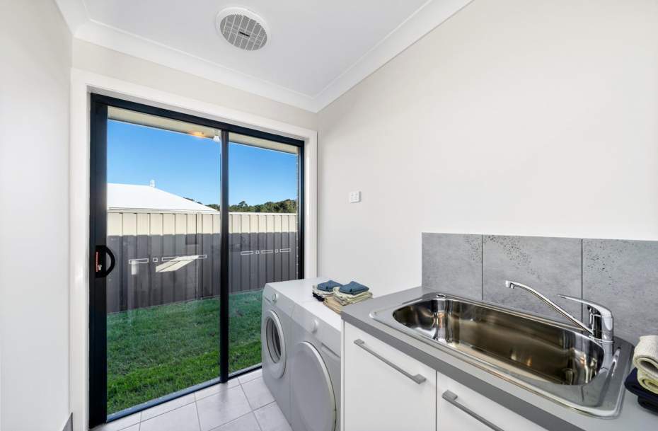 Laundry-Stoneleigh Home Design-Complete Homes